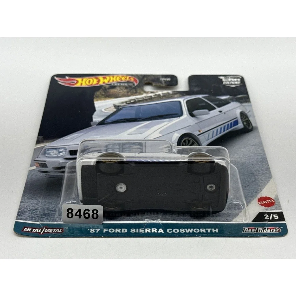 Hot '87 Ford Wheels Sierra Cosworth Premium Diecast Model 1:64 White Metal